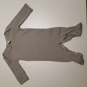 Quincy Mae, 0-3m Green/White Striped Pjs